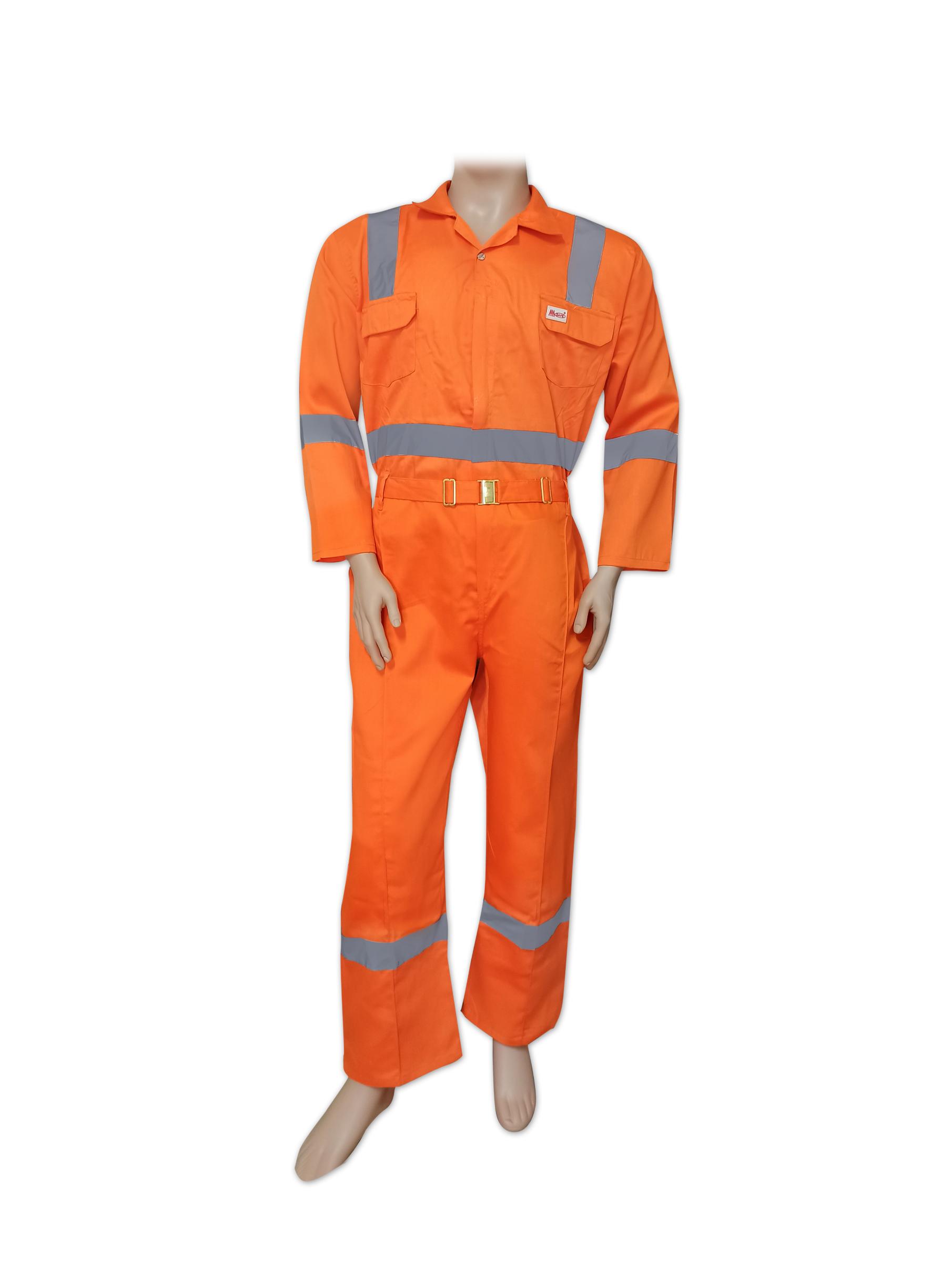 Classic Reflecting Coverall: Enhanced Visibility & Protection for Night Work